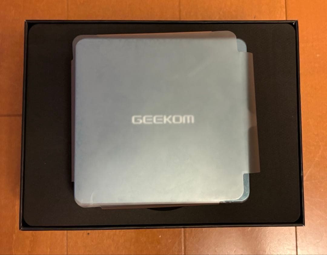 GEEKOMのミニPC「Mini IT13」i9-13900H 32GB 2TB