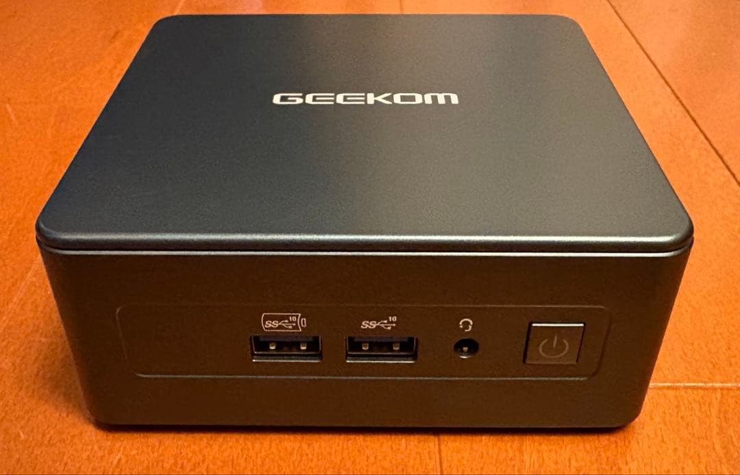 GEEKOMのミニPC「Mini IT13」i9-13900H 32GB 2TB