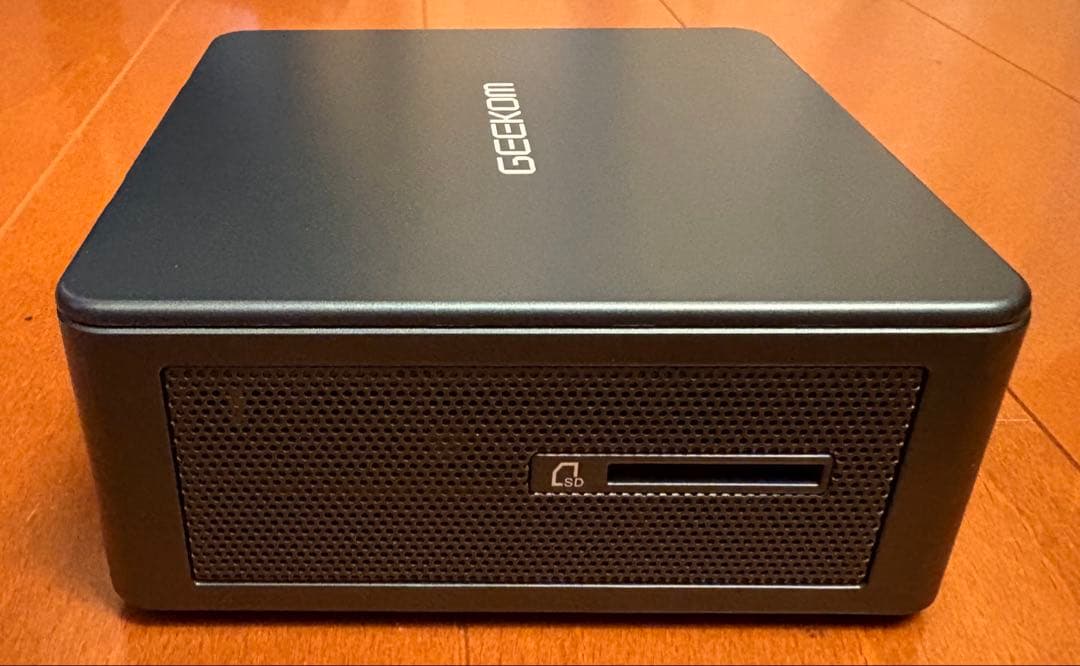 GEEKOMのミニPC「Mini IT13」i9-13900H 32GB 2TB