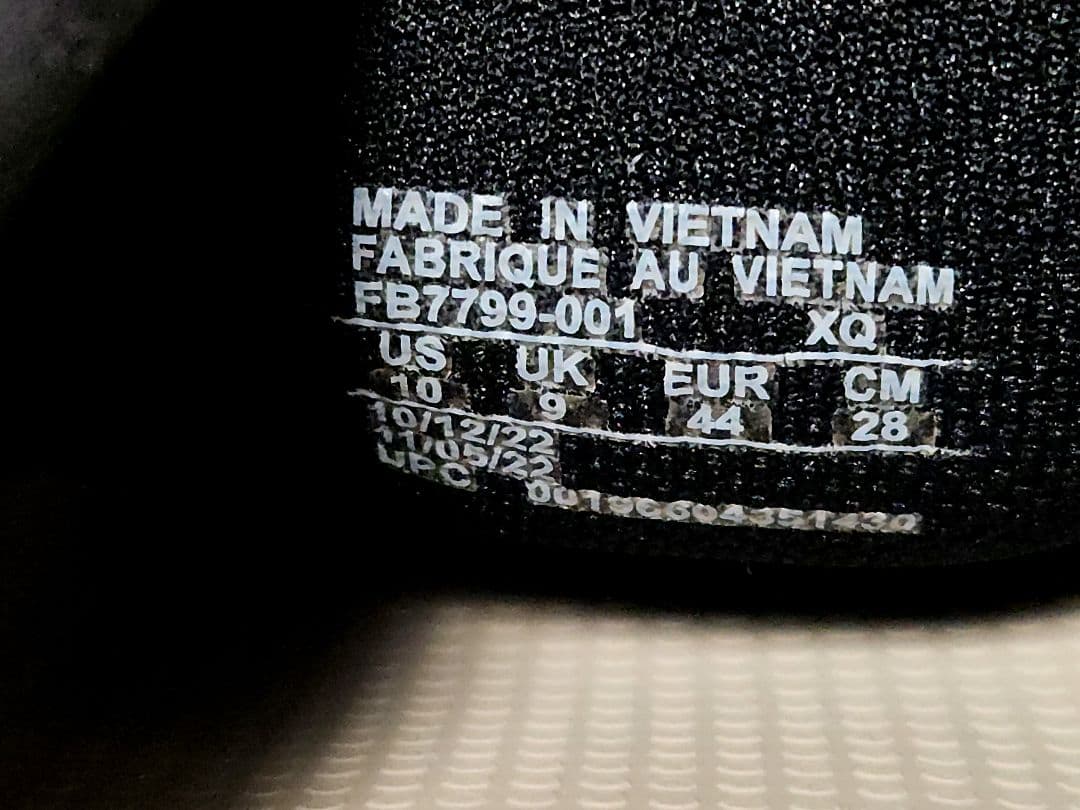 ナイキ NIKE モアテン エア モアアップテンポ サンダル スライド 28cm