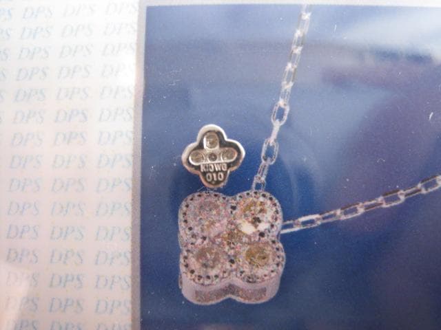 ☆age4011！天然ダイヤモンド0.10ct k10WGペンダント！