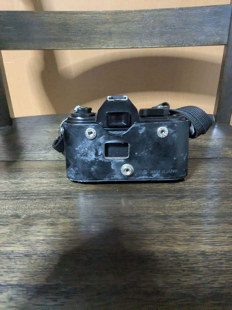 Nikon EM SB-Eスピードライト付き