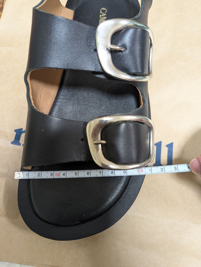 Caminando ブラック ダブルバックルサンダル