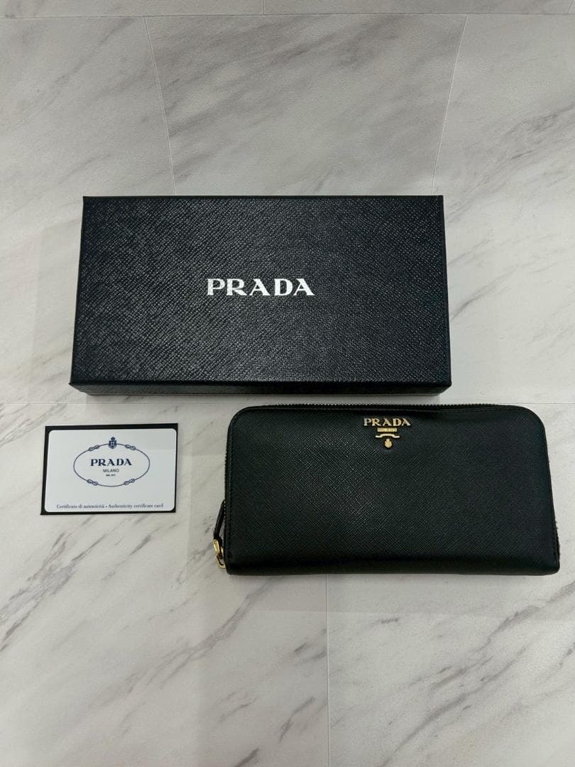 プラダ 長財布 ファスナー サファイアーノレザー ゴールド 黒 箱 ギャラあり