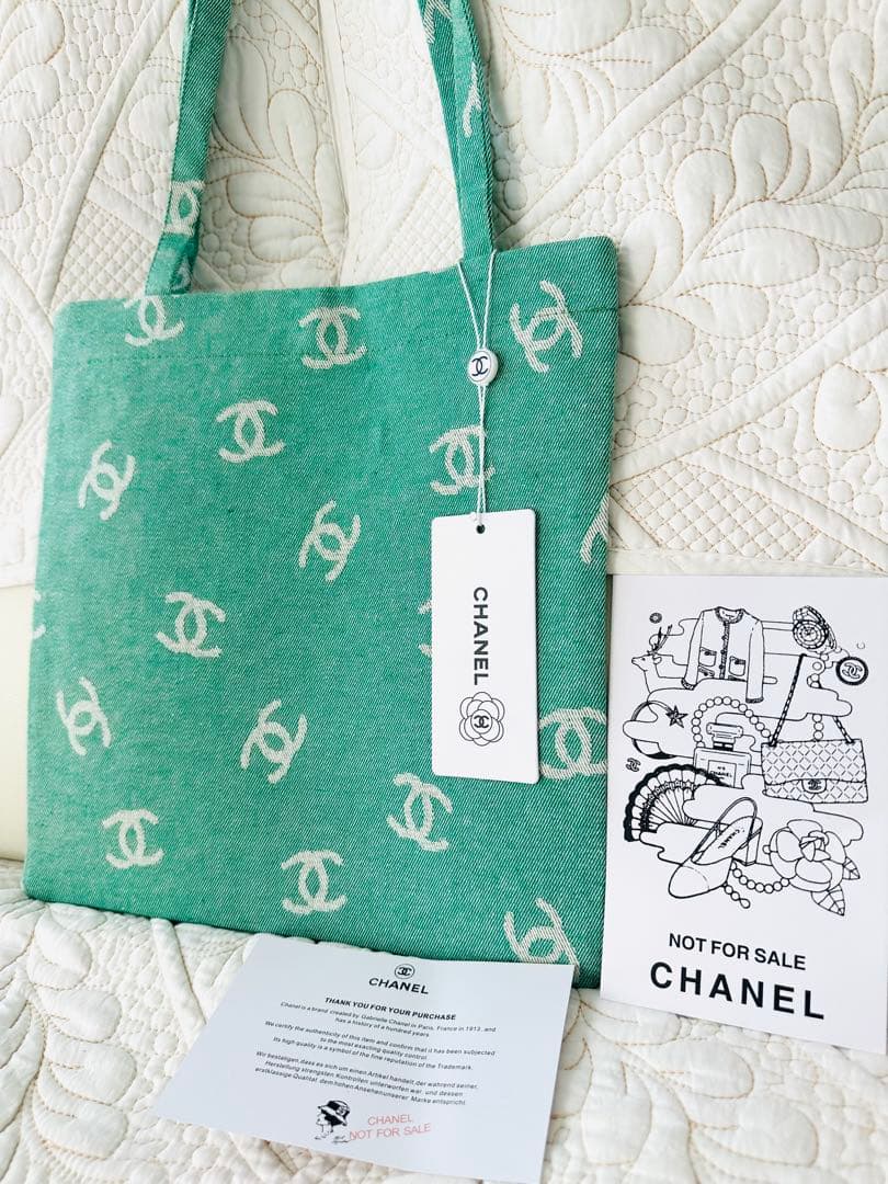 CHANELシャネル☆ノベルティ新品未使用デニムトートバッグ薄手グリーン系