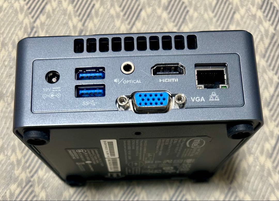Windows11ミニPC Intel NUC NUC6CAYB ミニキーボード