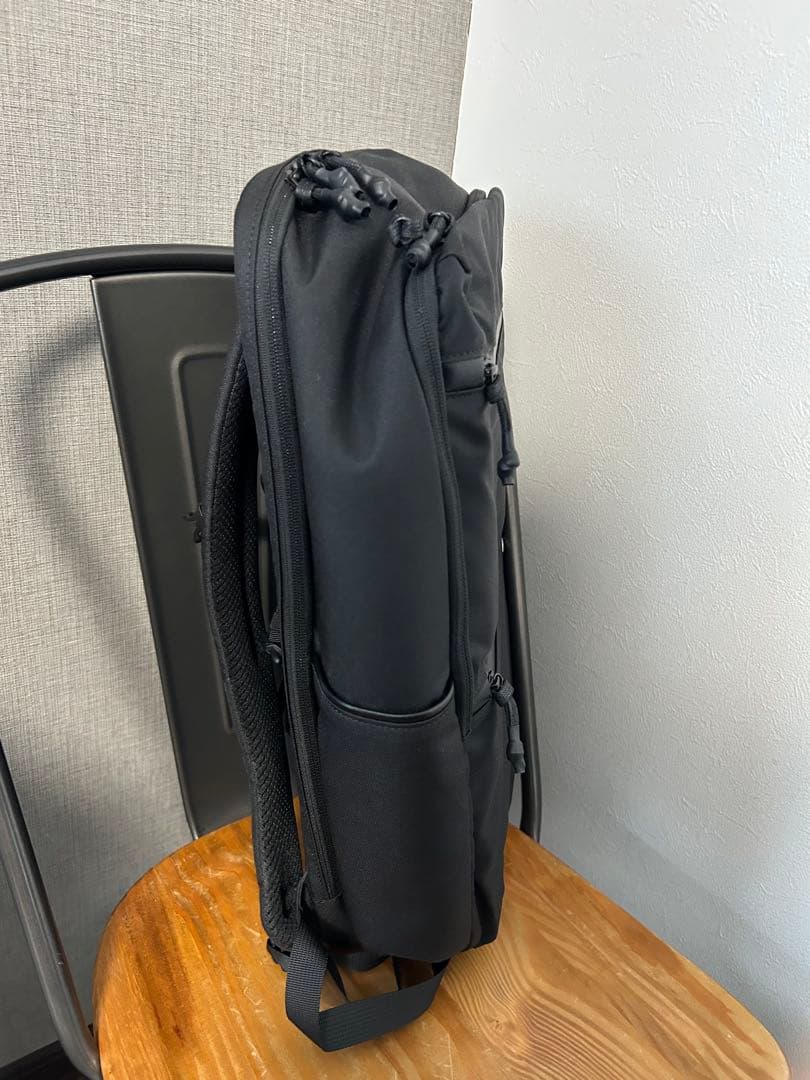 【数回使用】Evoon マルチビジネスリュック air 3.0 ブラック 674