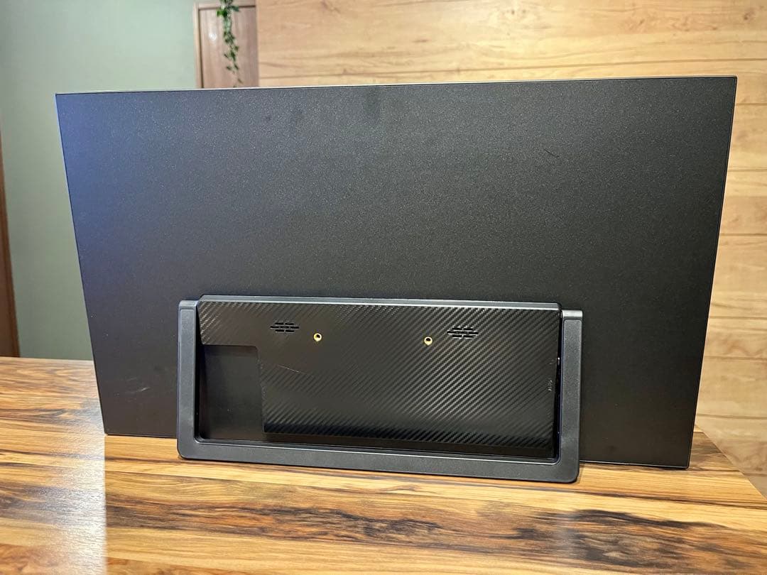 美品　モバイルモニター 18.5インチ 120Hz 自立型スタンド