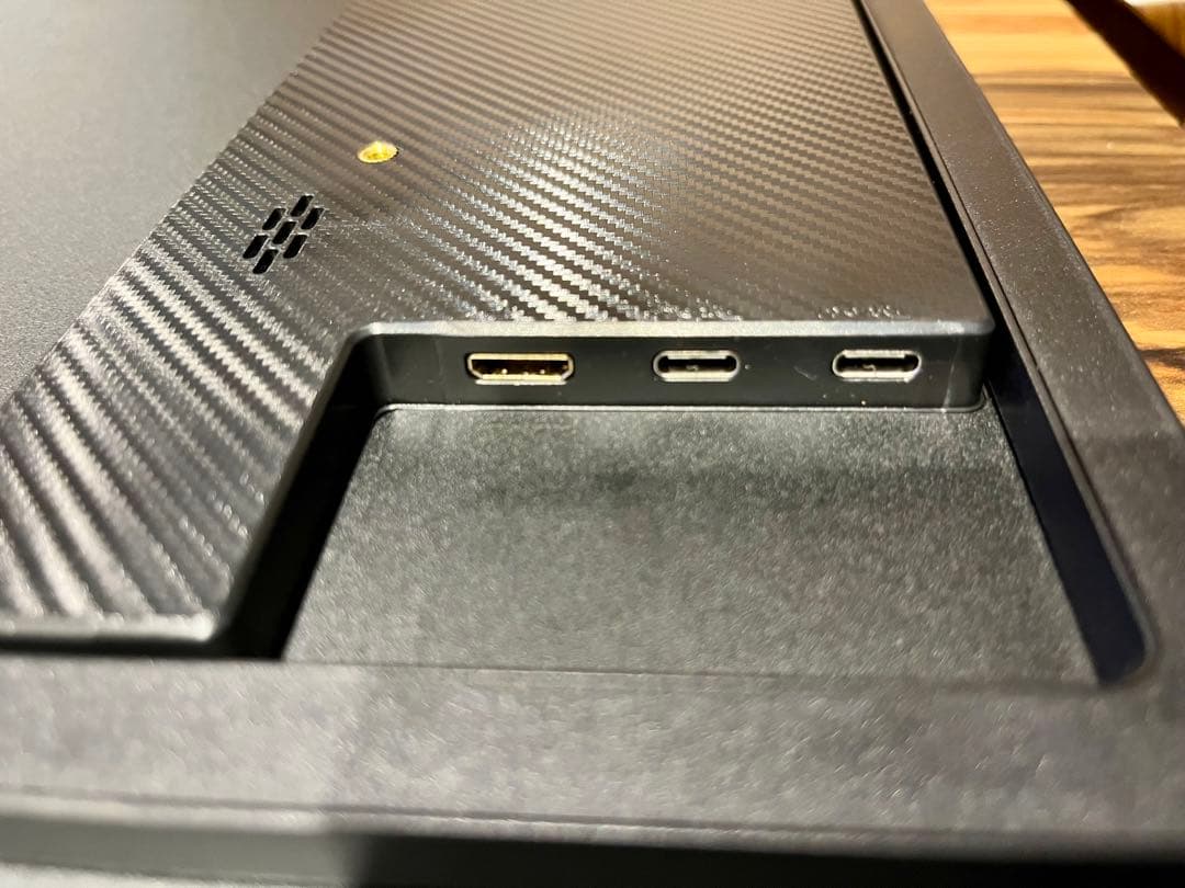 美品　モバイルモニター 18.5インチ 120Hz 自立型スタンド