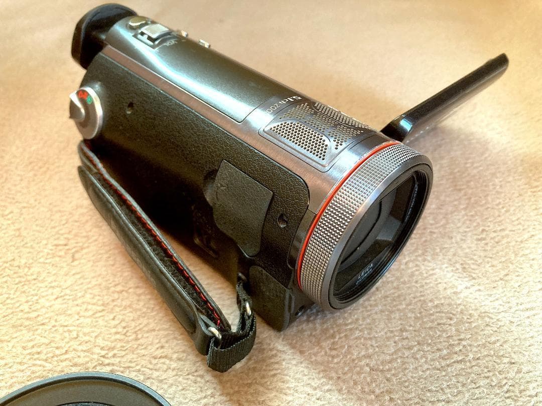 Panasonic HDC-TM700 + VW-WE08Hデジタルビデオカメラ
