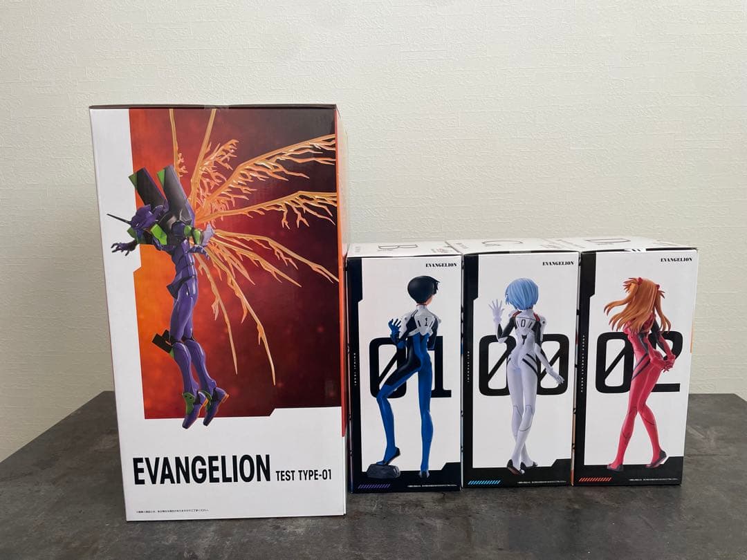 一番くじ 新世紀エヴァンゲリオン　A賞1個、B賞1個、C賞1個、D賞1個