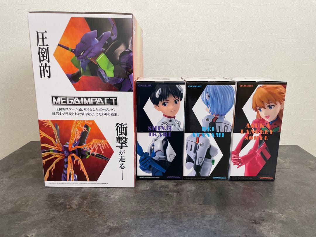 一番くじ 新世紀エヴァンゲリオン　A賞1個、B賞1個、C賞1個、D賞1個
