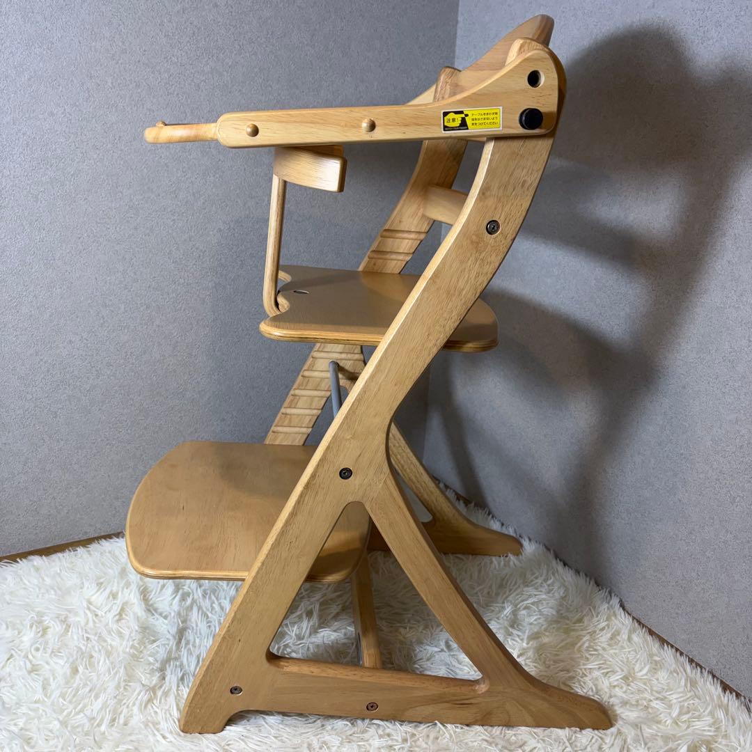 美品 大和屋　すくすくスリムプラスチェア　テーブル＆ガード付　六角レンチ付