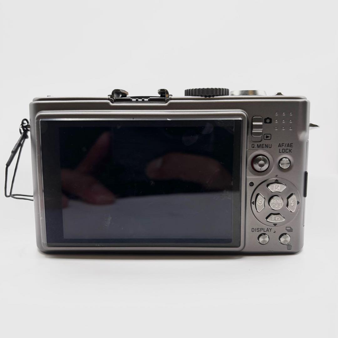 【週末限定値下げ】【美品】LEICA D-LUX4 チタン 1000台限定生産品