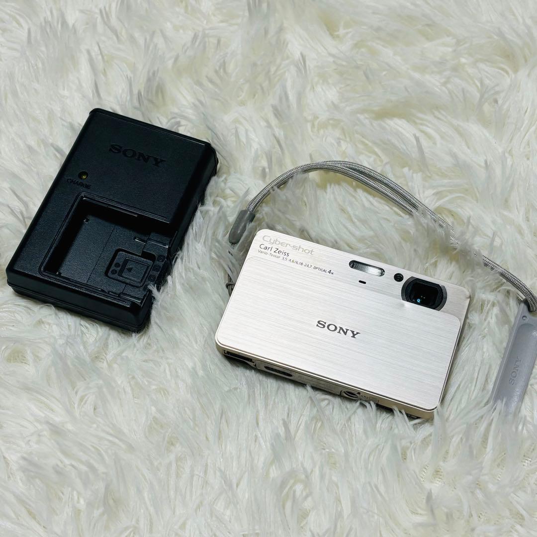 SONY Cyber-shot シルバー　DSC-T700