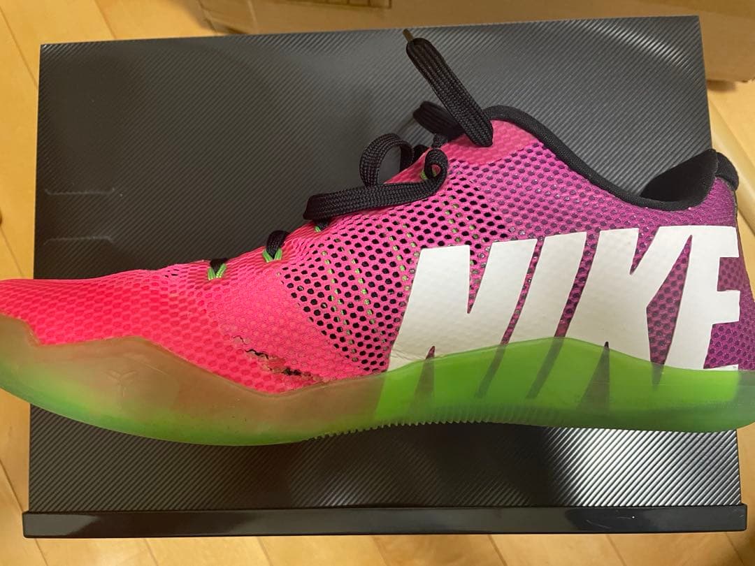 シューズ(男性用) NIKE Kobe 11 EM Mambacurial Pink Flash