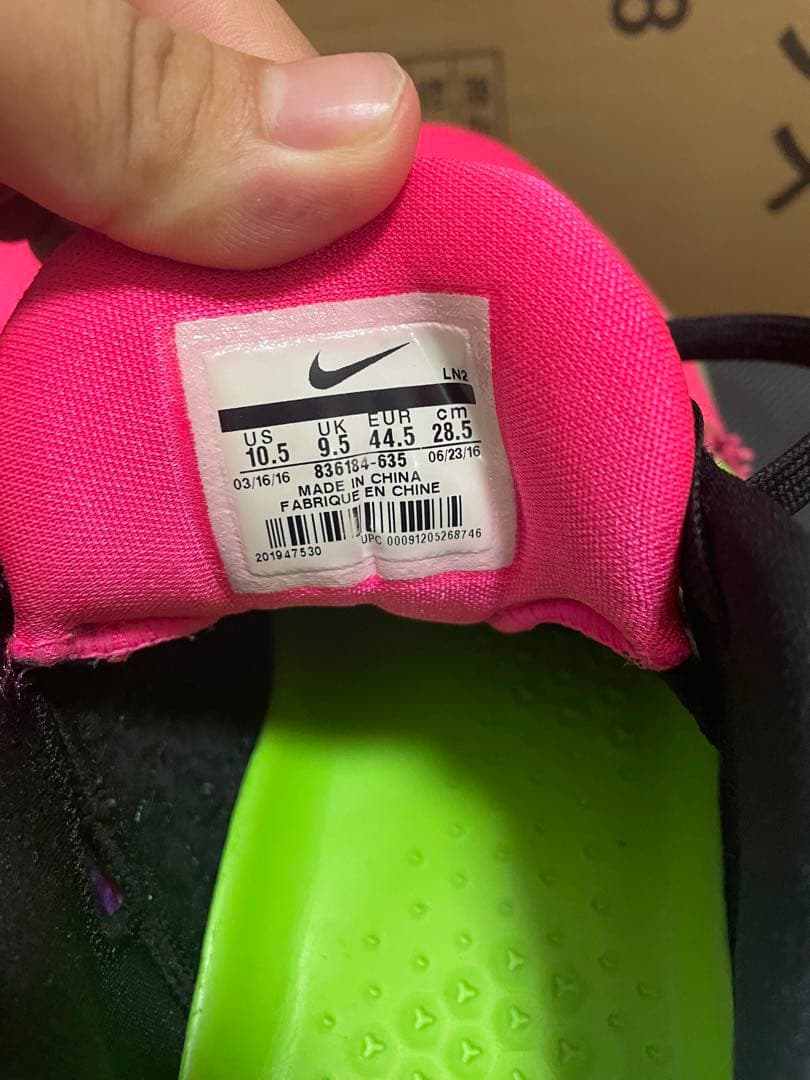 シューズ(男性用) NIKE Kobe 11 EM Mambacurial Pink Flash