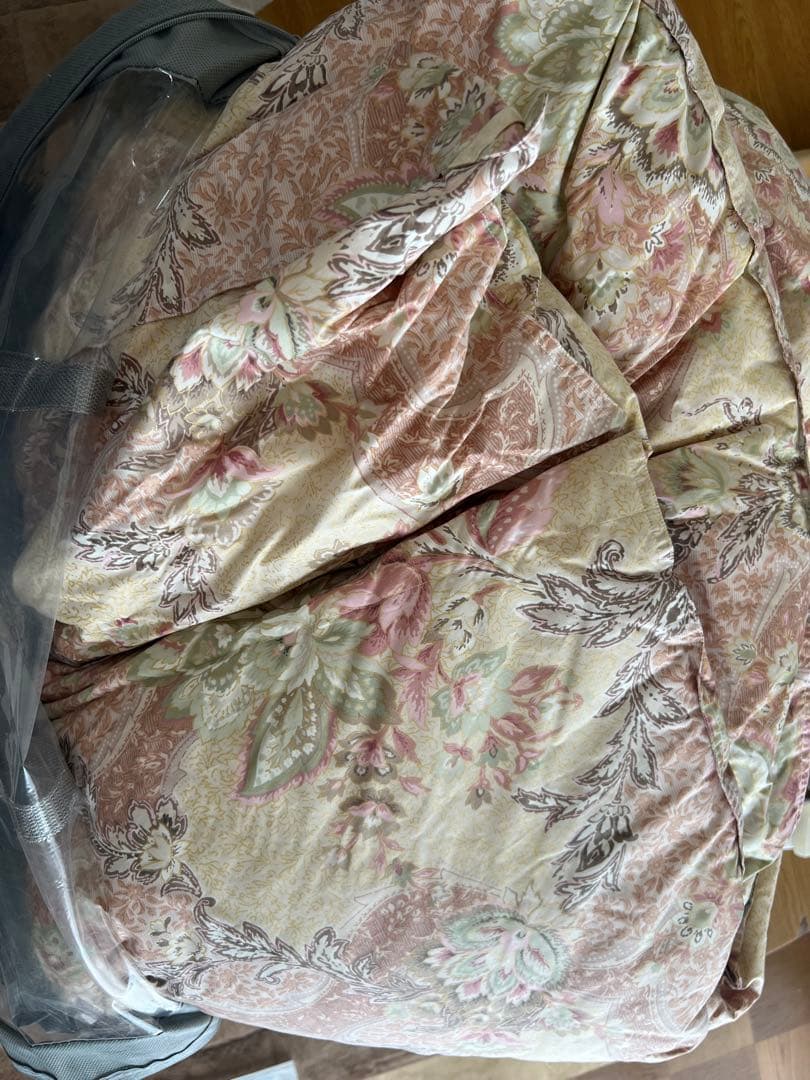 花柄羽毛布団 収納ケース付き