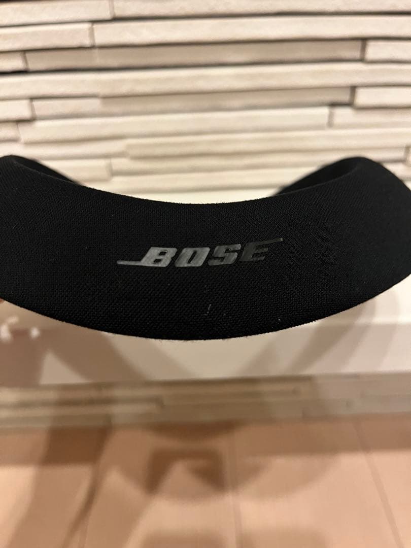 BOSE ネックスピーカー グレー 専用カバー付き