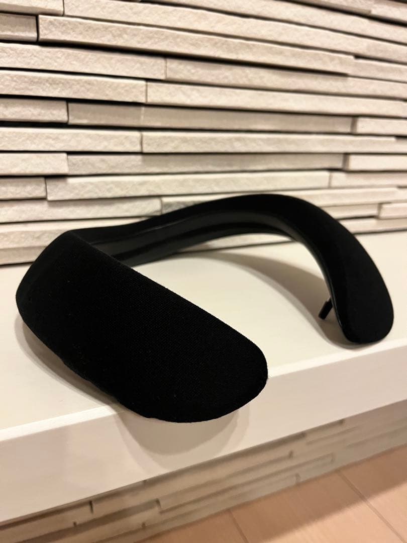BOSE ネックスピーカー グレー 専用カバー付き