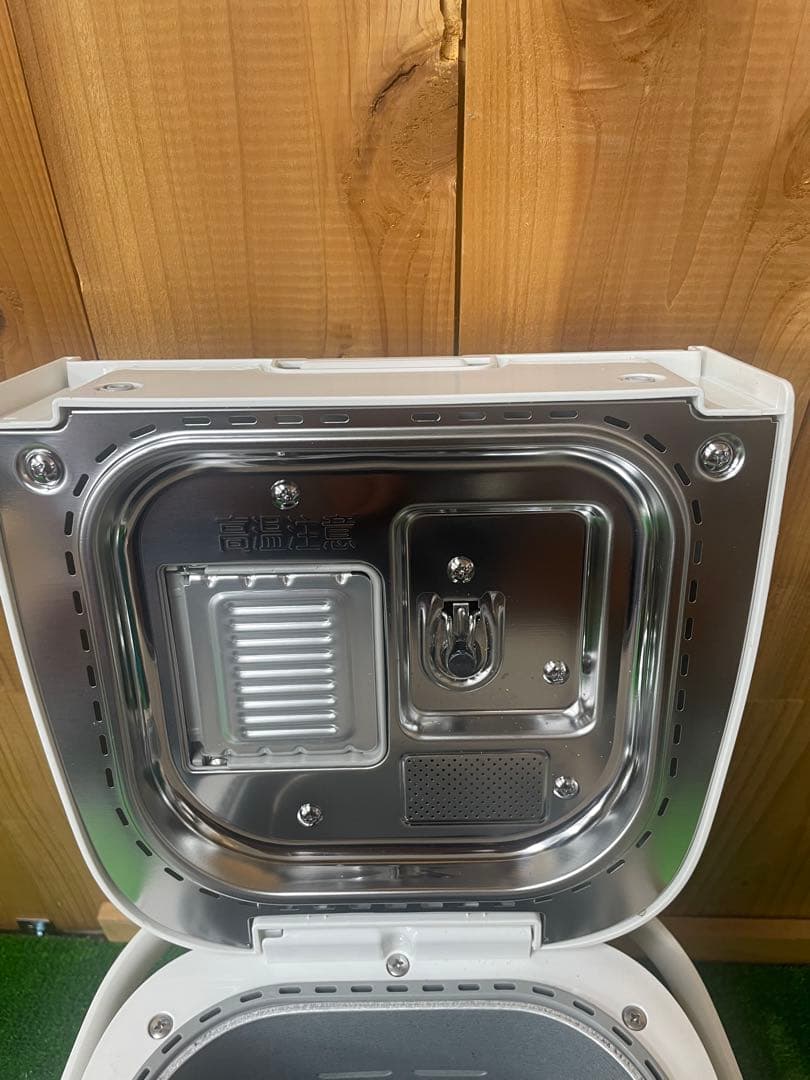 美品　Panasonic パナソニック ホームベーカリー SD-MDX102-W