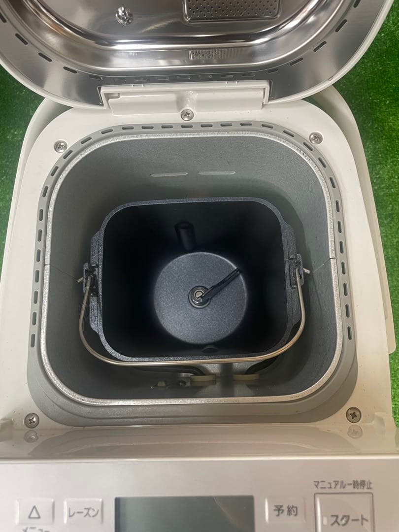 美品　Panasonic パナソニック ホームベーカリー SD-MDX102-W