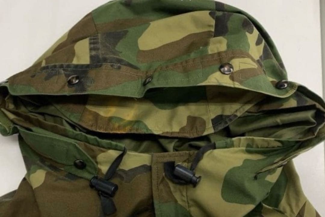 ジャケット・アウター ECWCS WOODLAND CAMO GORE-TEX PARKA L-R