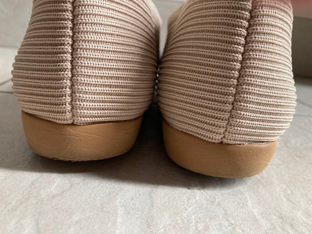 VIVAIA Margot Walker フラットシューズ 撥水　ワイド