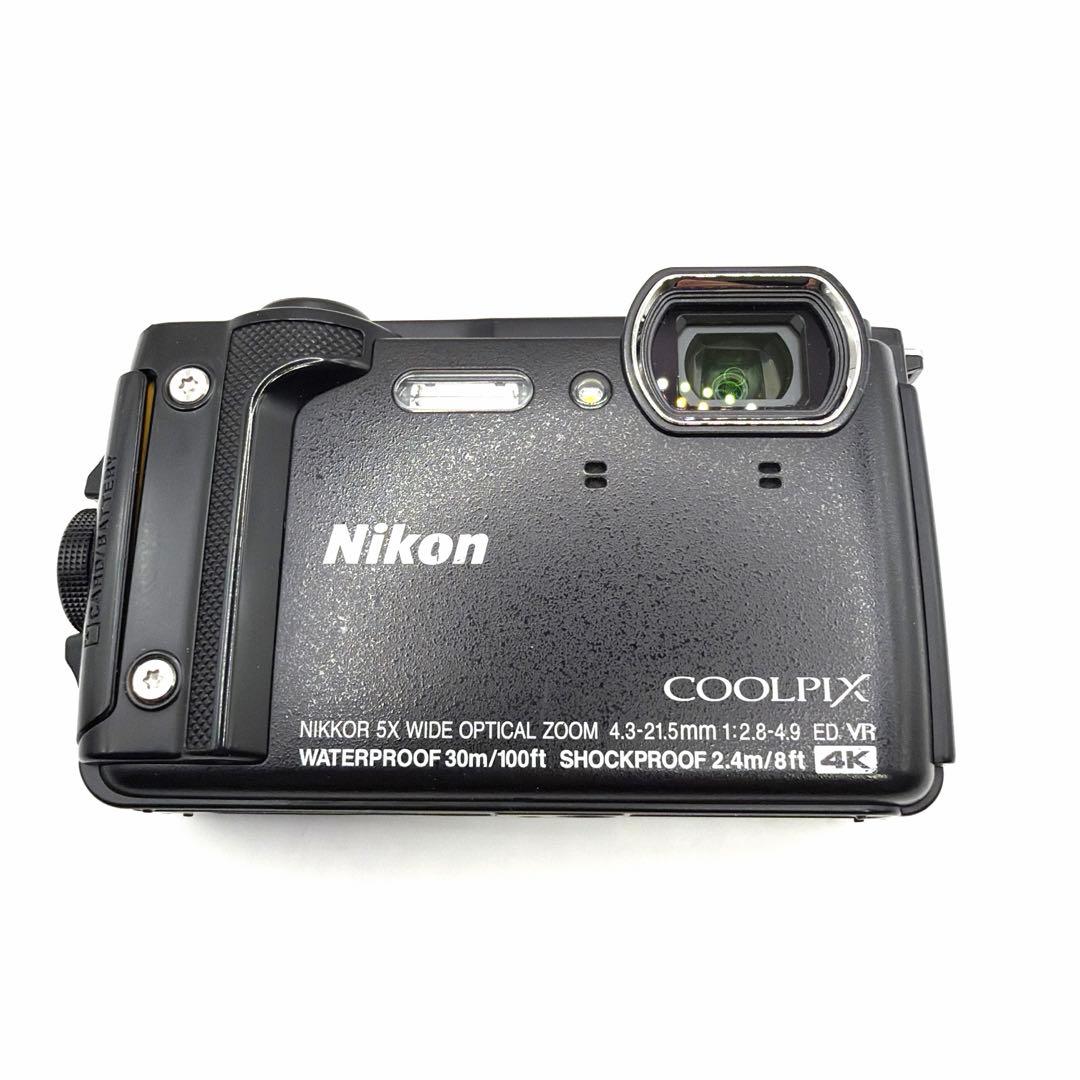 美品　Nikon COOLPIX W300 ブラック　ニコン　デジカメ