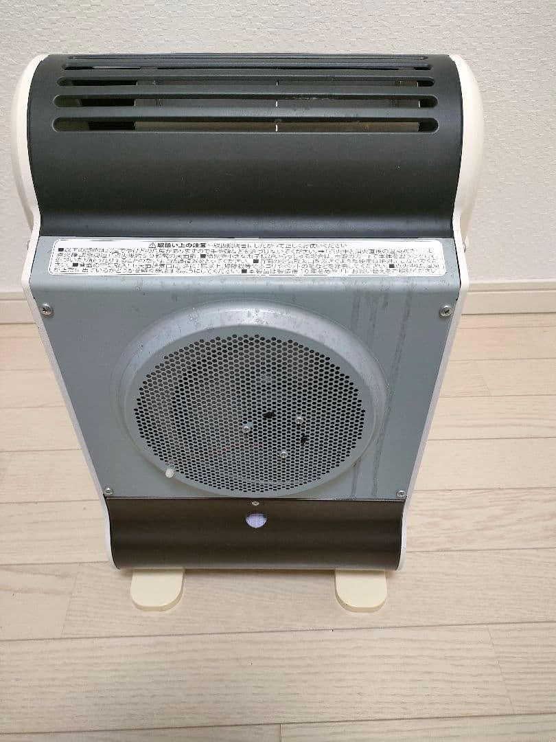 イワタニ　カセットガスファンヒーター　風暖　CB-GFH-1 2016年製