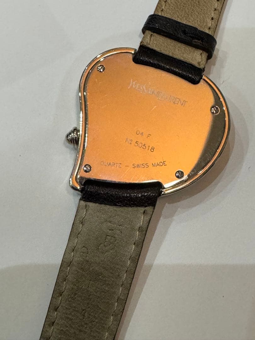 Yves Saint Laurent ハート型クォーツ時計