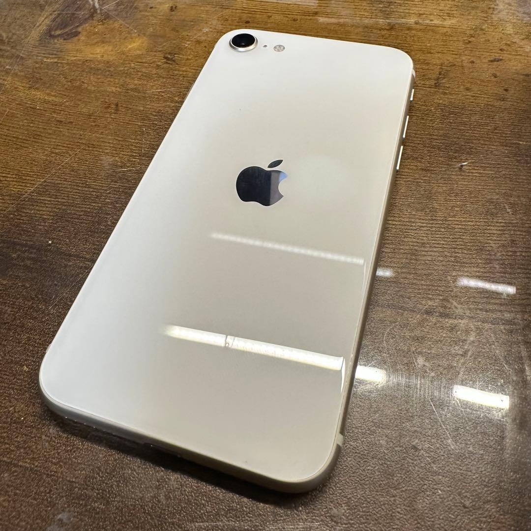 iPhoneSE3 128GB スターライト　SIMフリー se3