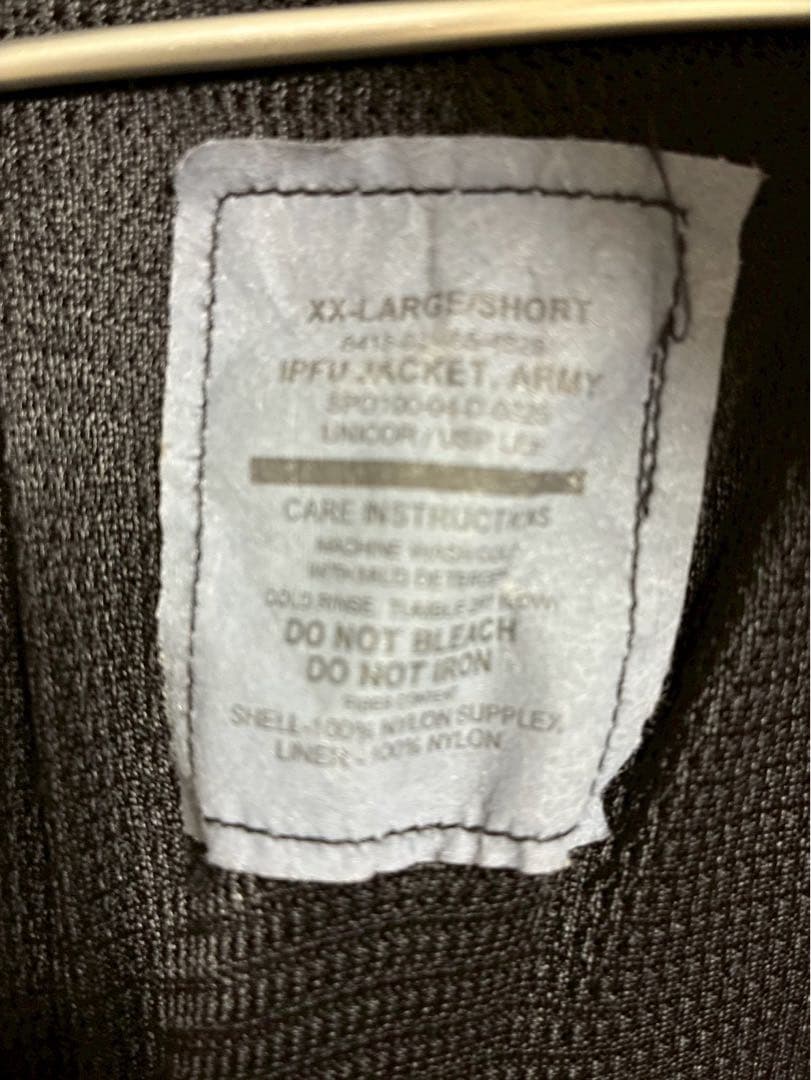 実物 米軍USARMY IPFU フィットネスジャケットDEEP BLACK染め