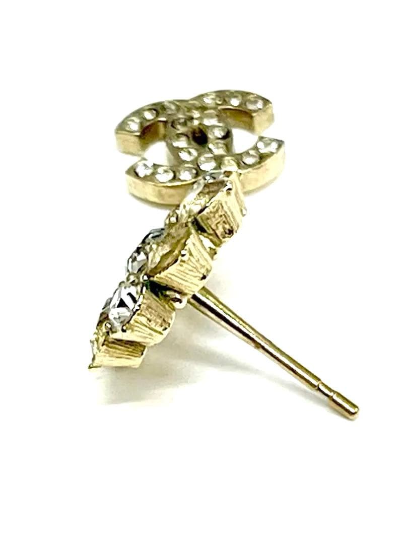 専用欄 正規品CHANELココマークフラワースウィングピアス