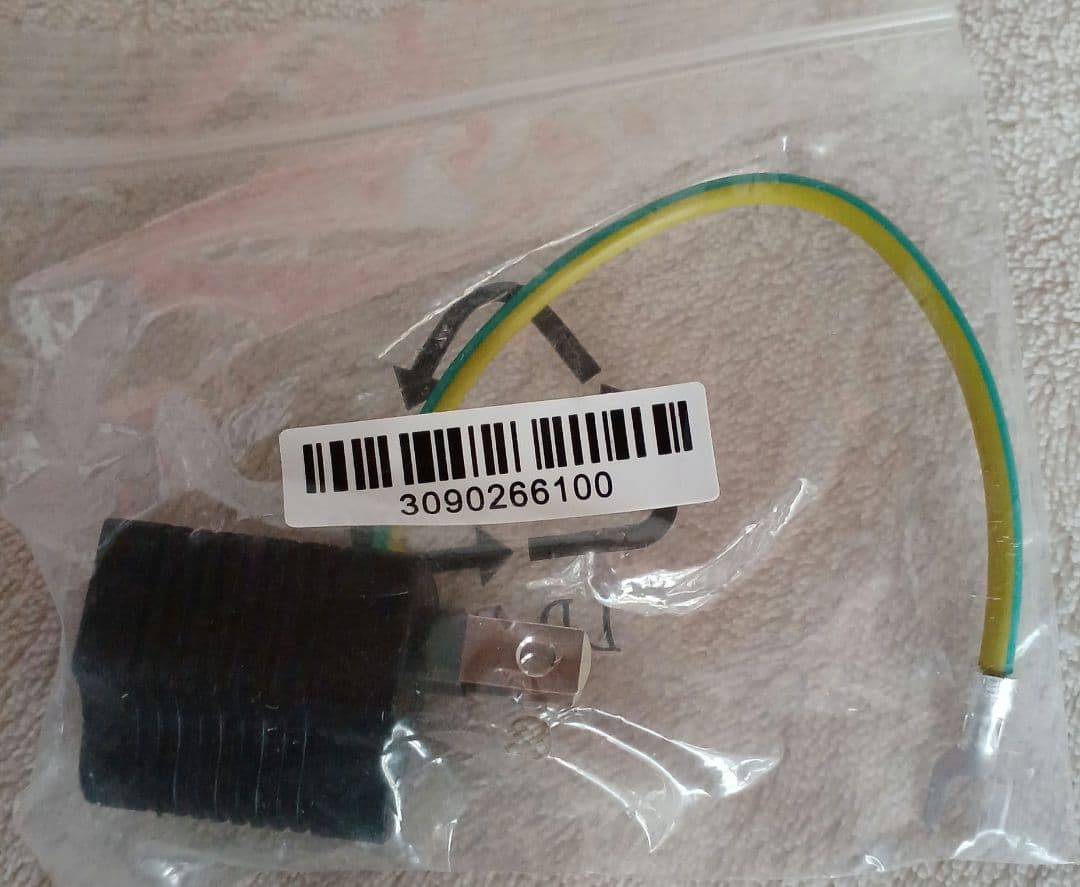 接地アダプターアース端子付き90個