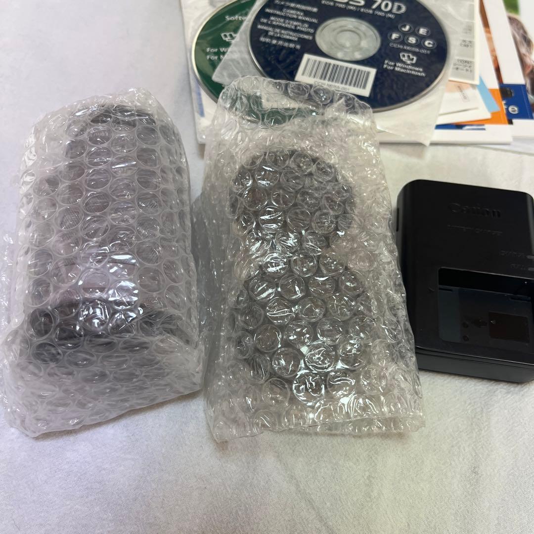 Canon ミラーレス一眼カメラ EOS Kiss M ダブルレンズキット