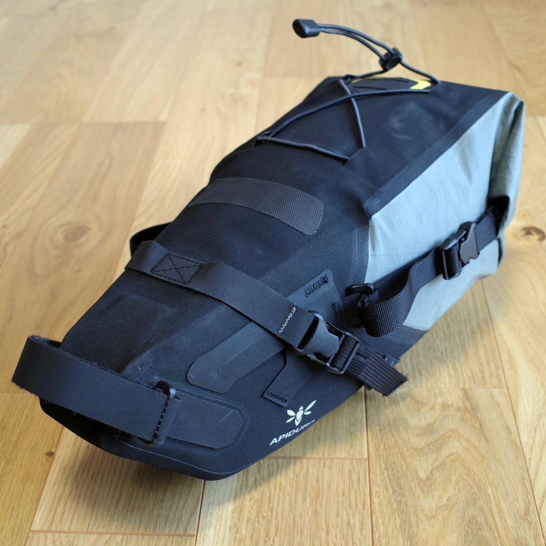 アクセサリー APIDURA BACKCOUNTRY SADDLE PACK 6L