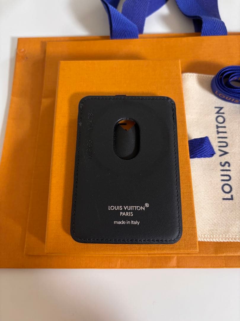 LOUIS VUITTON MagSafe対応カードケース
