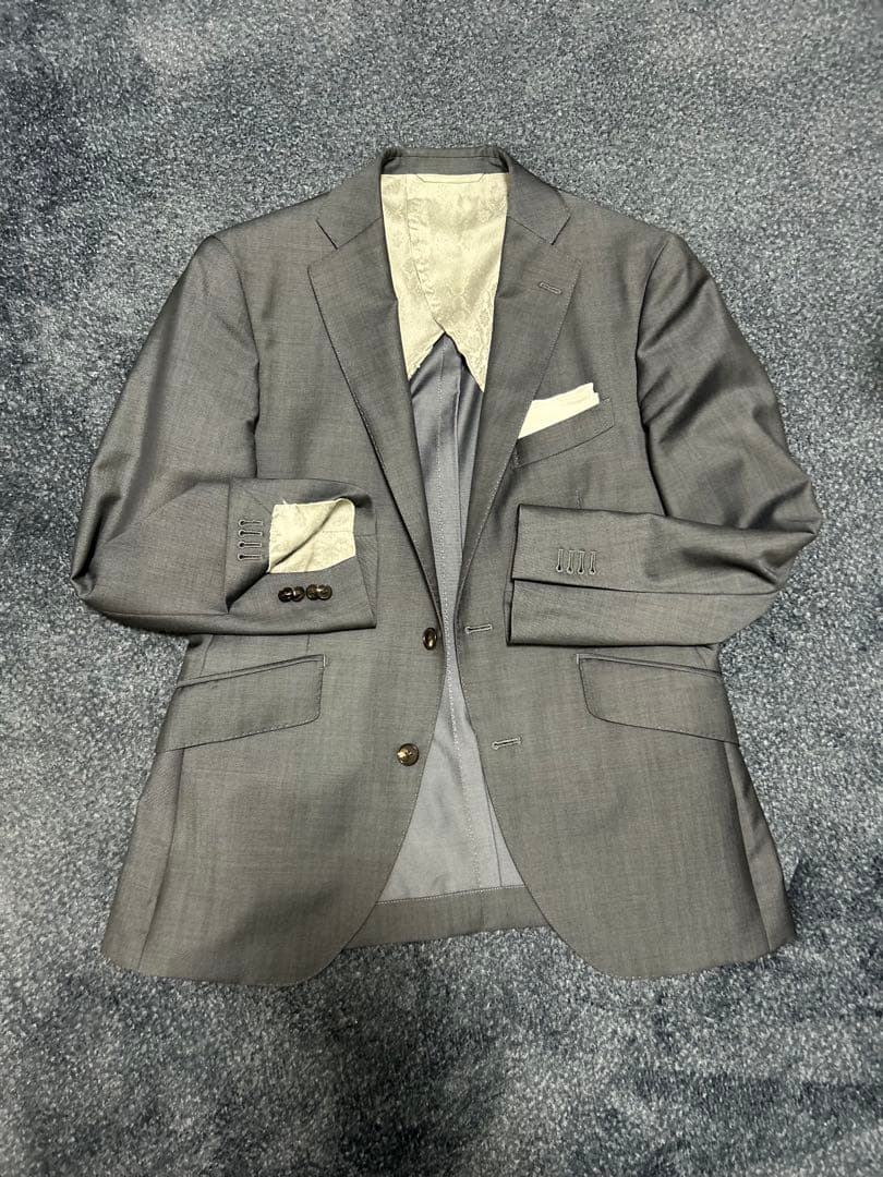 さくら　専属✨高級イタリア生地GUABELLO極美品 ✨定価15万 ベスト付き