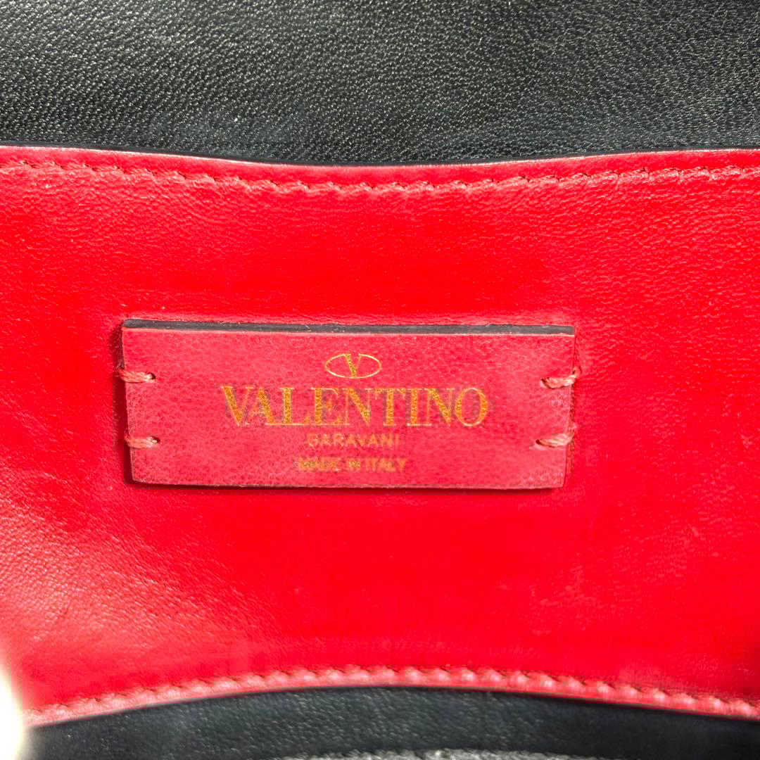 VALENTINO シグネチャー Vロゴ レザーショルダーバッグ カメラバッグ