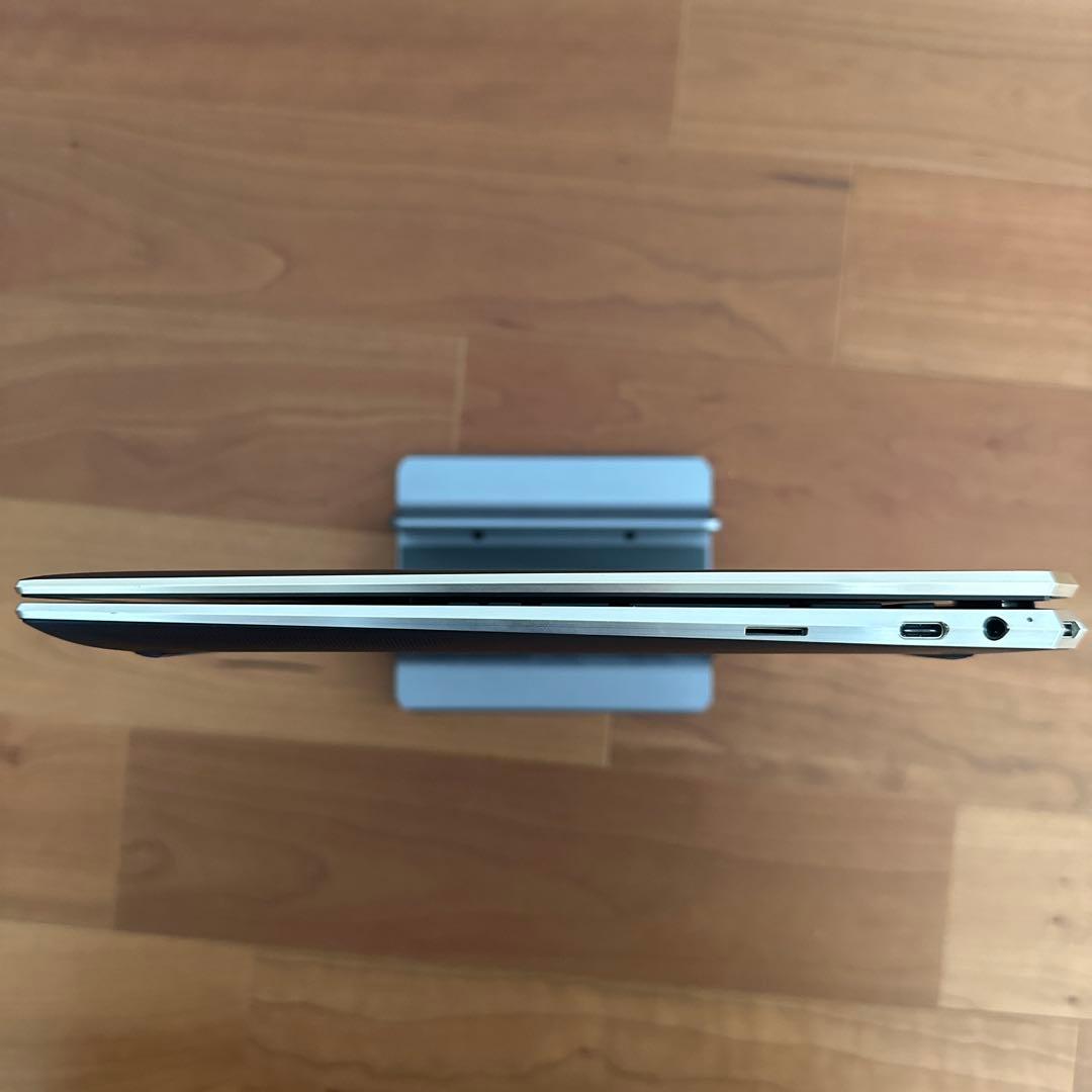 HP Spectre x360 Corei7 1TBSSD 16Gメモリ