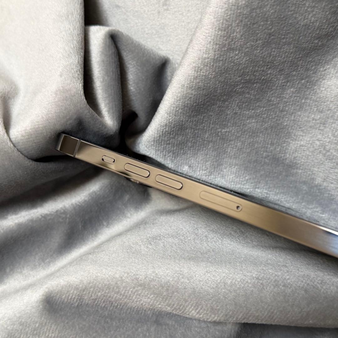 iPhone13 Pro Max 256GB グラファイト 新品同等品・保証あり