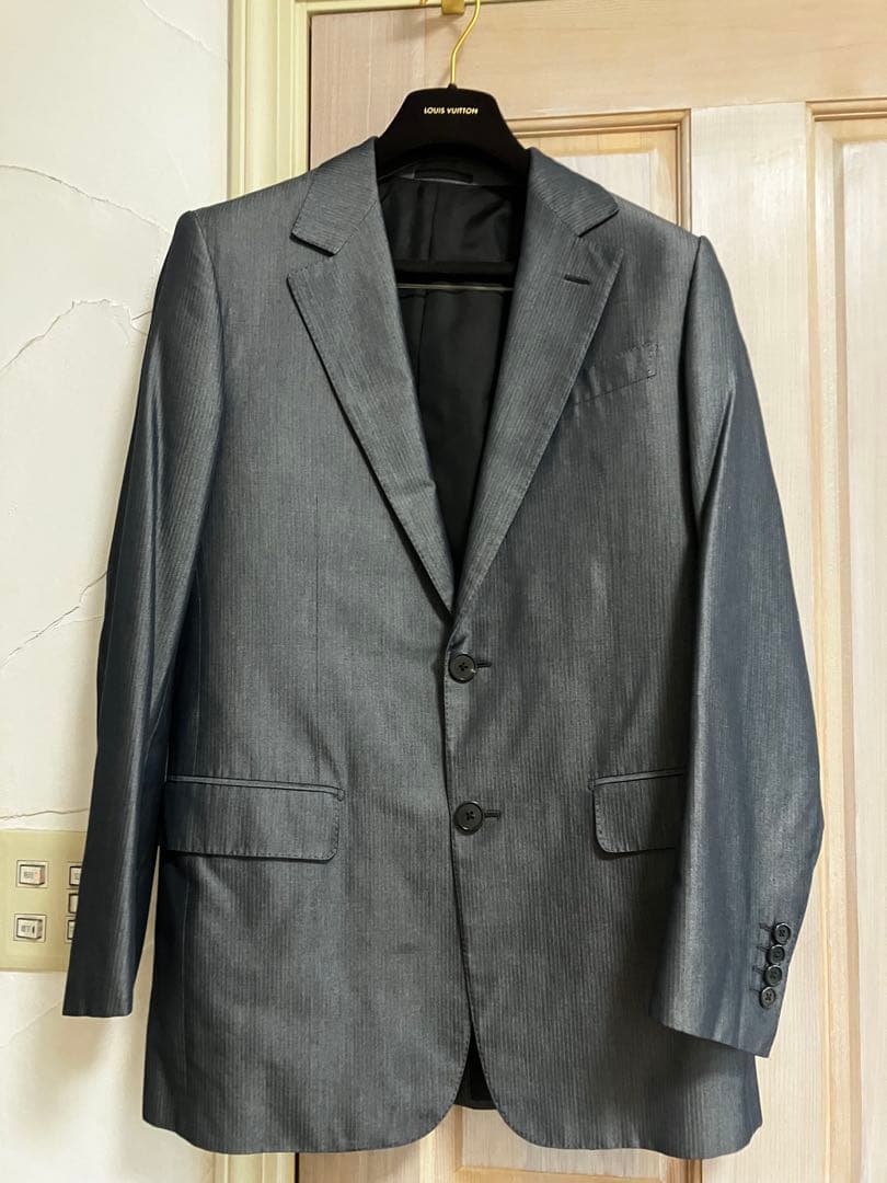 おいよ様　ルイヴィトンメンズスーツ