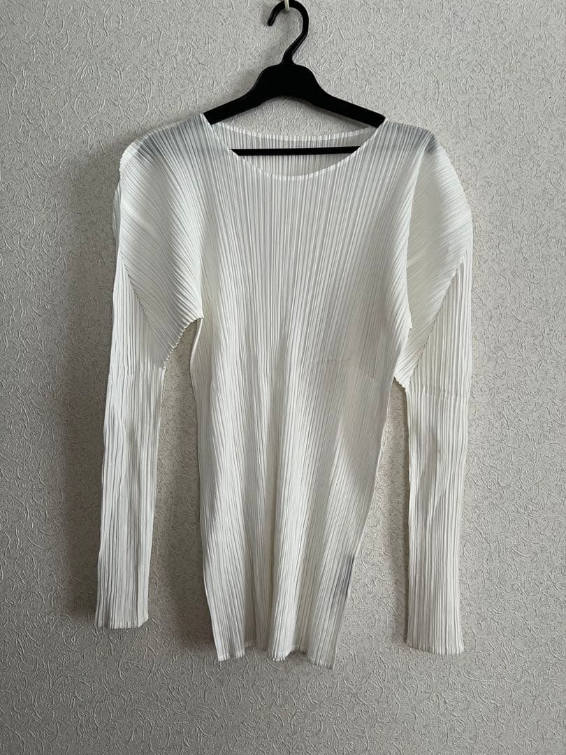 ISSEY MIYAKE トップス