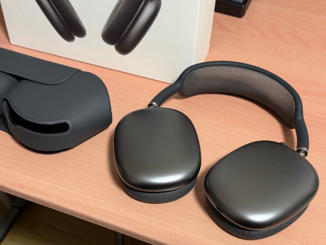 AirPods Max スペースグレイ（MGYH3J/A）