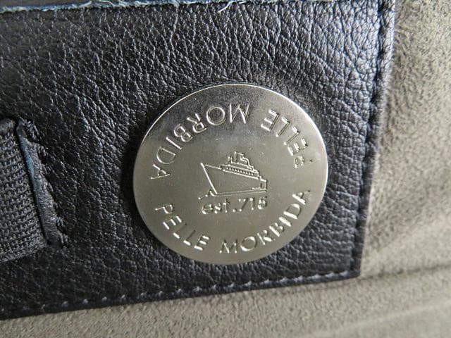 美品 ペッレモルビダ クラッチバッグ PCケース PELLE MORBIDA