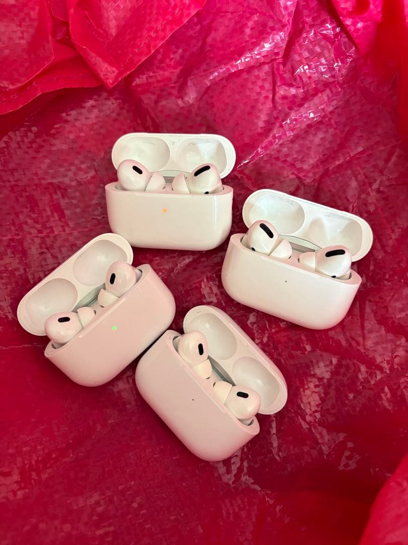 〈ジャンク品？AirPods本体4個セット☆ホワイト〉