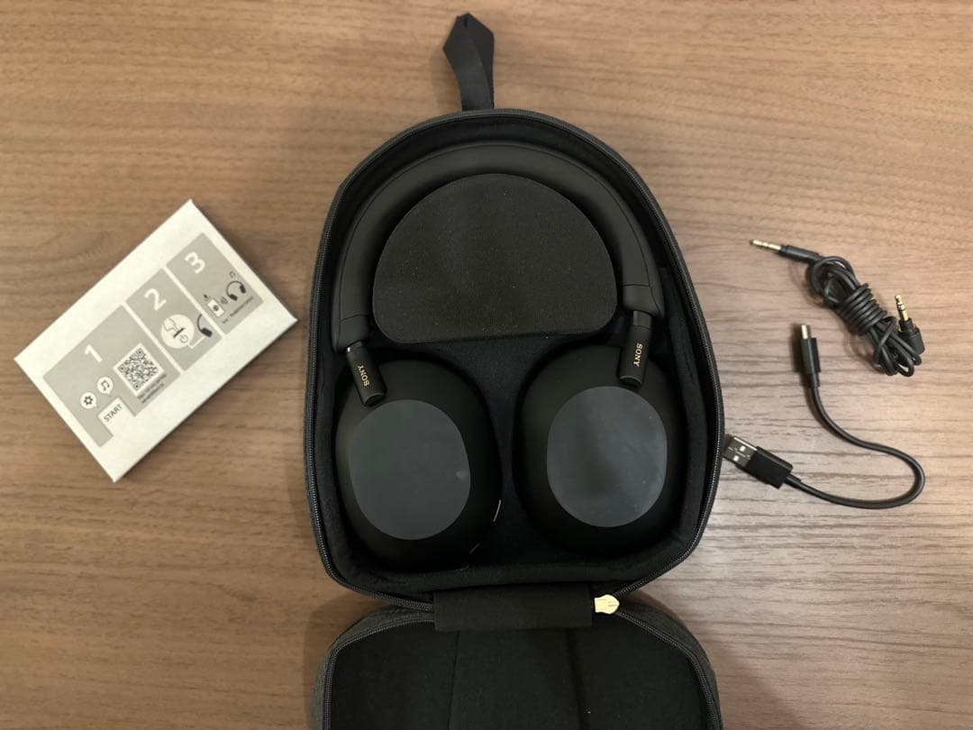 Sony WH‑1000XM5 ワイヤレスヘッドホン（ノイズキャンセリング）