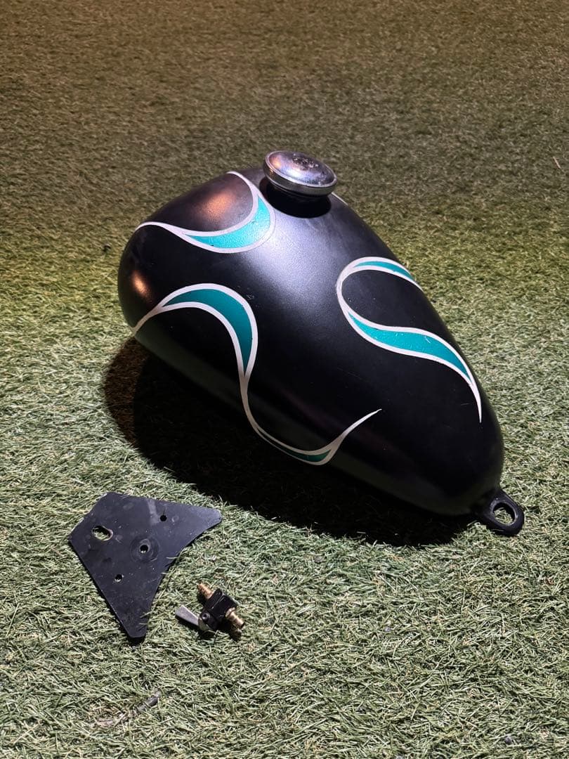 t&f製 マスタングタンク スティード用 アメリカンバイク steed400