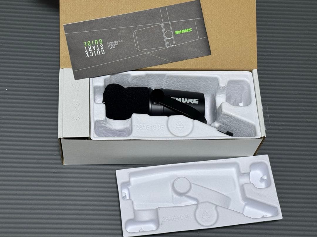 配信機器・PA機器・レコーディング機器 Shure MV7 Podcast Microphone